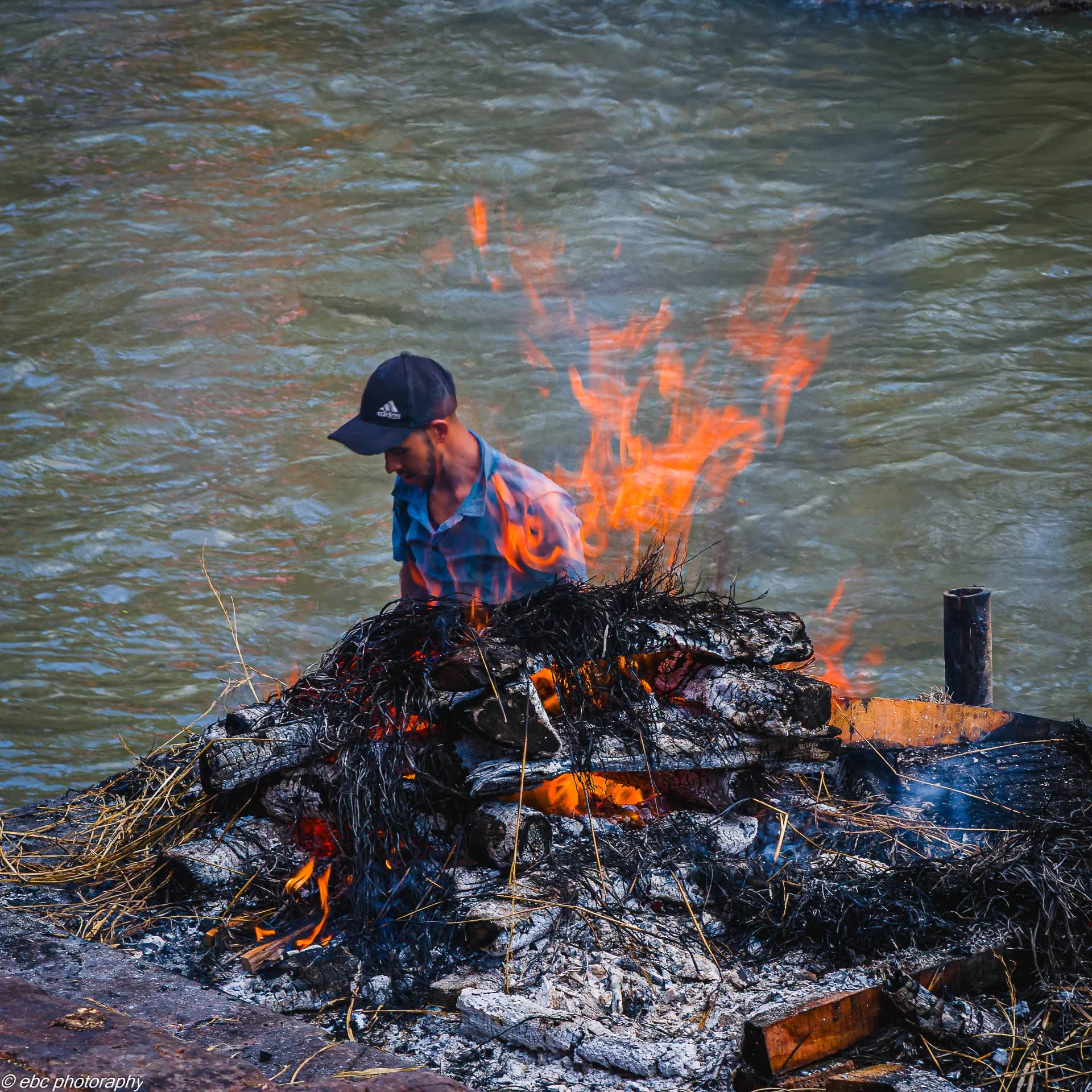 Cremation at Arya Ghat